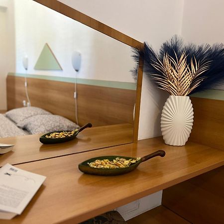 באניולה Linc Rooms & Apartments מראה חיצוני תמונה