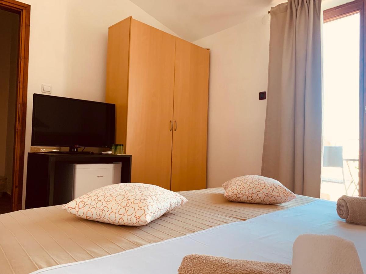 באניולה Linc Rooms & Apartments מראה חיצוני תמונה