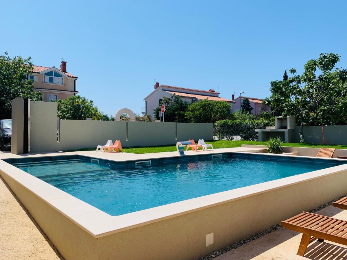 באניולה Linc Rooms & Apartments מראה חיצוני תמונה