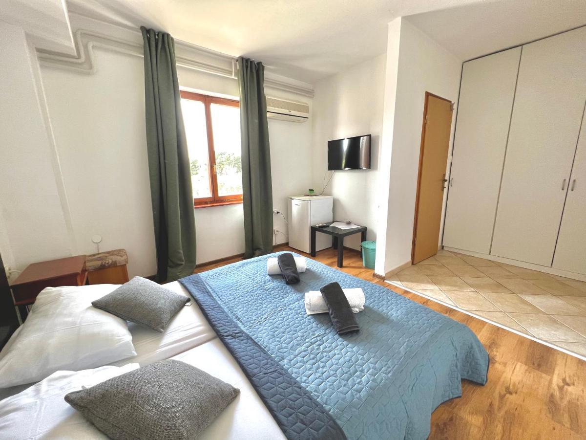 באניולה Linc Rooms & Apartments מראה חיצוני תמונה