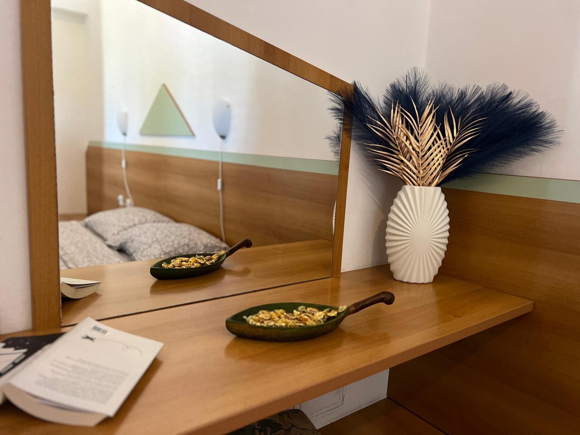 באניולה Linc Rooms & Apartments מראה חיצוני תמונה